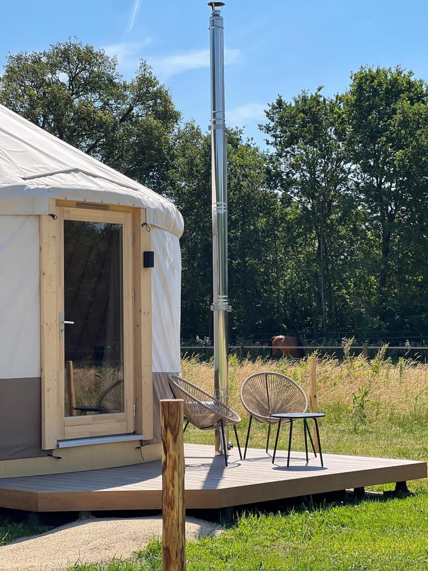 Magnolia Hoeve - Unieke Bestemming Voor Paardenliefhebbers En Bijzondere Overnachtingen In De Natuur Ledeacker Eksteriør billede